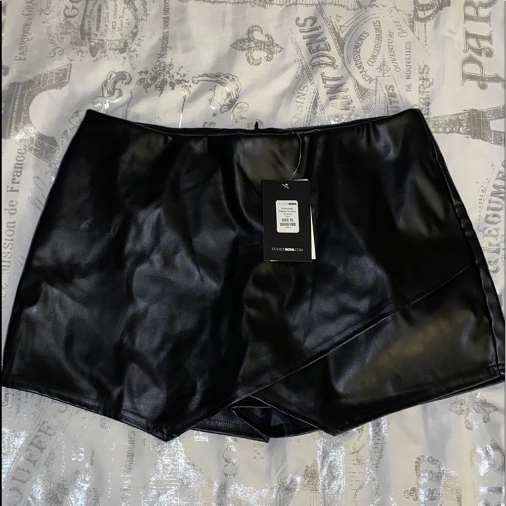 Skort